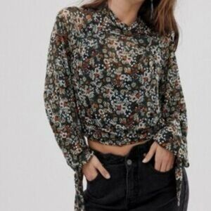 Free people green floral cropped long sleeve blouse
